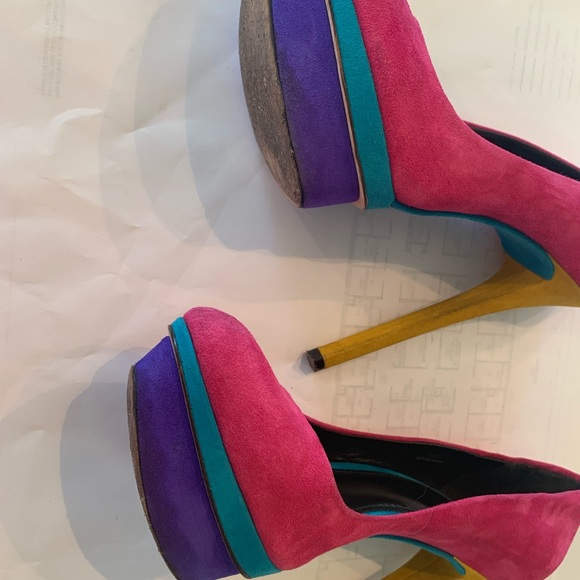 Brian Atwood Colorblock Heels 👠. Size 7 - Picture 7 of 10